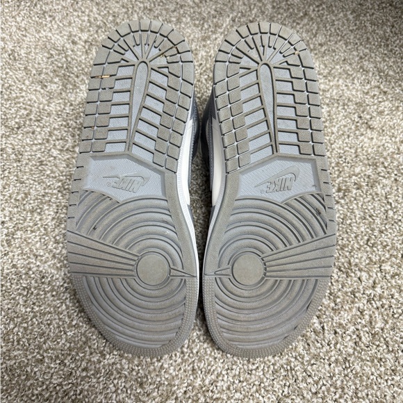 Air Jordan Mid-Top Sneakers in Gray/blue and White - Picture 3 of 4